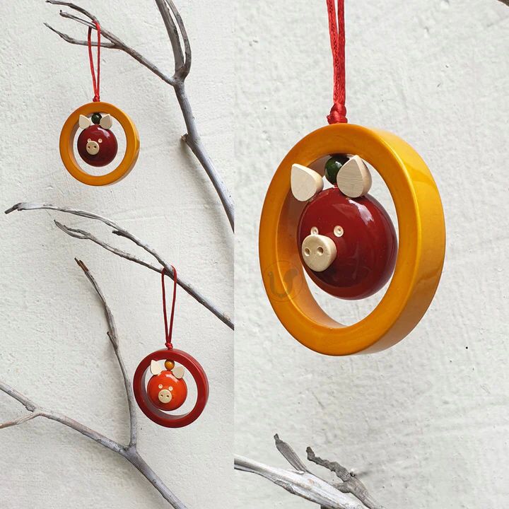 Channapatna X-mas Tree Ornaments - Pig in a Ring