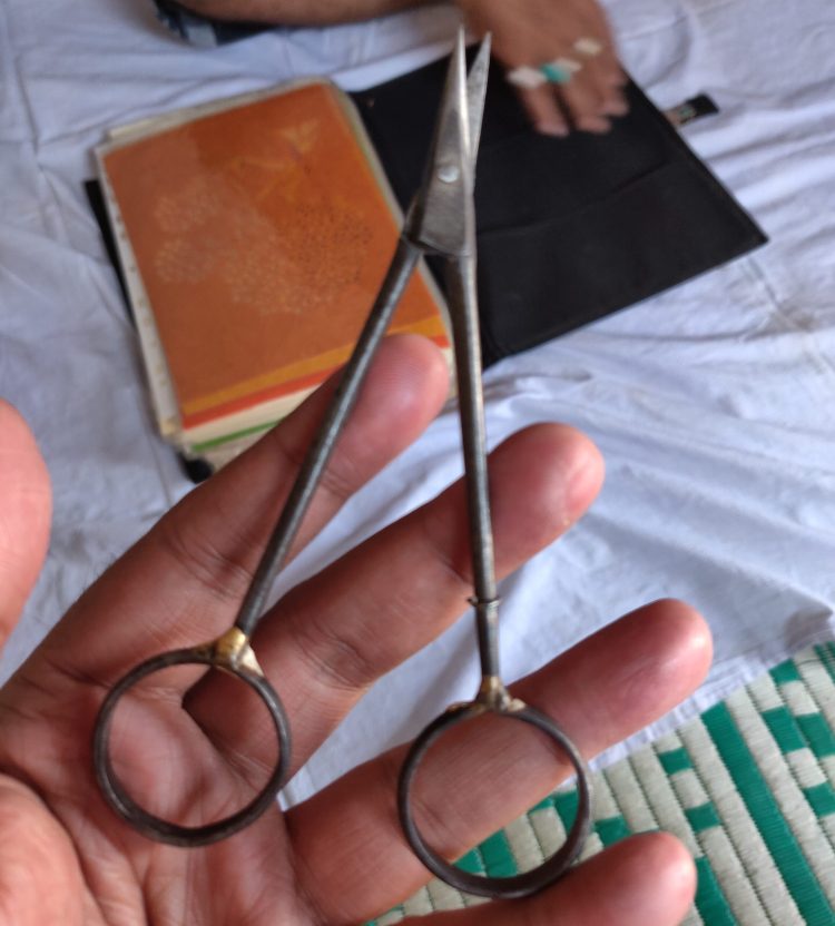 Tool for Sanjhi - A Fragile pair of scissors