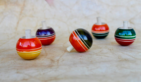 Round Spinning Tops