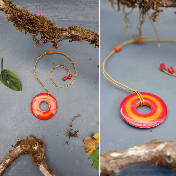 Beautifully Hand crafted seasons gift from the land of Channapatna. These Boho Wooden Adjustable Necklaces are going to be a great festive fashion concept for you !

They are made of sustainable wood with lacquered finish has a distinctive, nostalgic style. Each and every color is completely safe and are made from non-toxic vegetable colors.